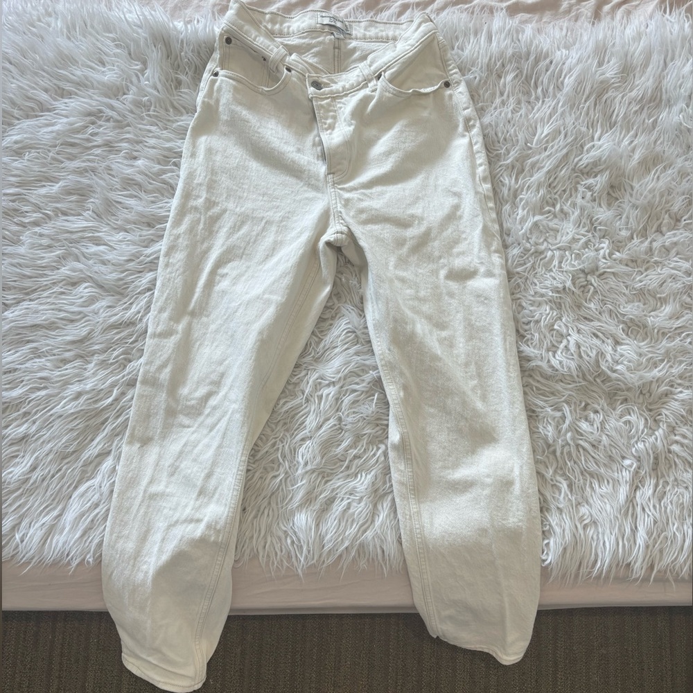 Abercrombie high rise dad Jean, light cream, curve love sz 27